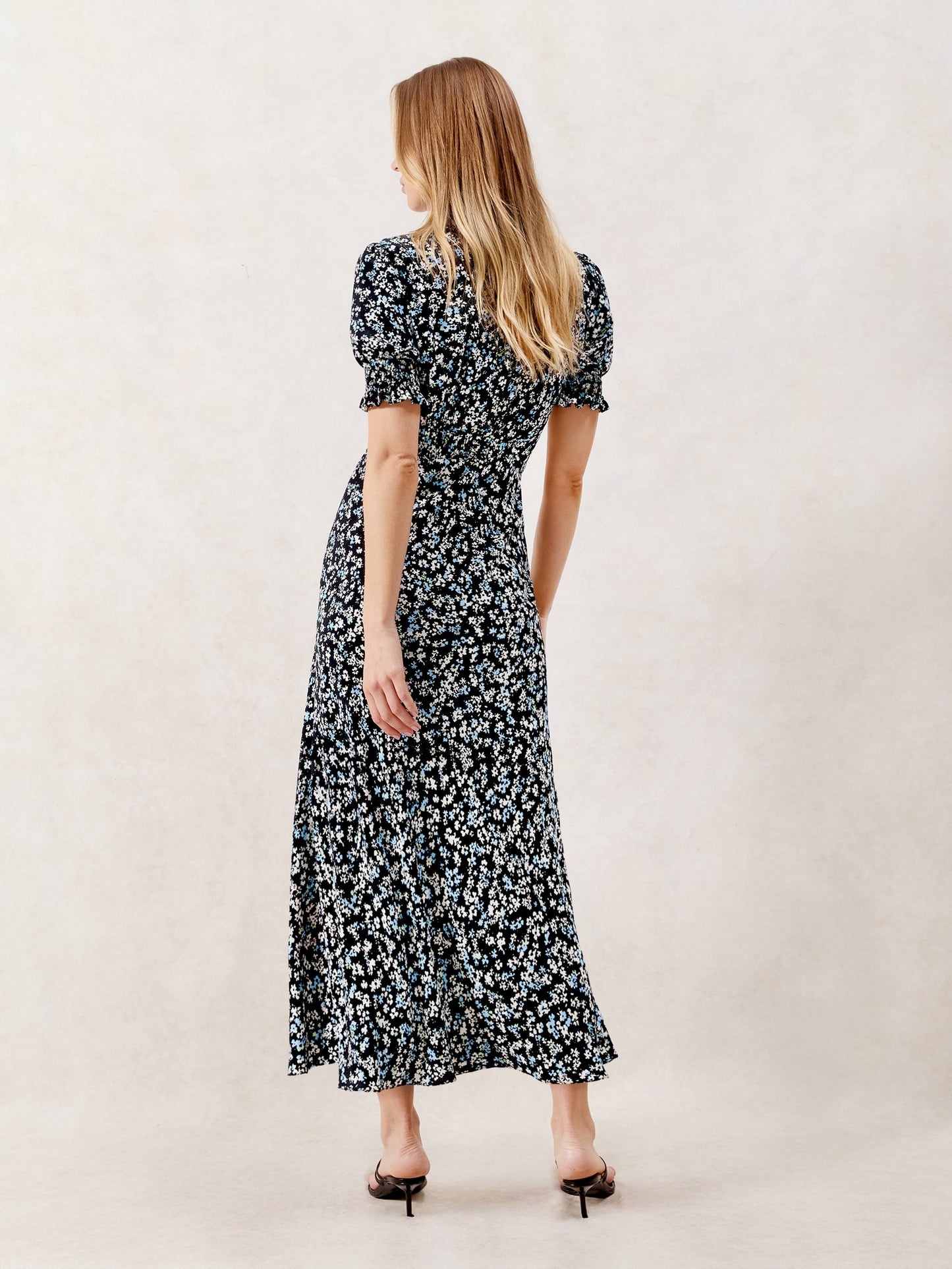 Petite Blue Ditsy Print Shirred Cuff Midi Dress