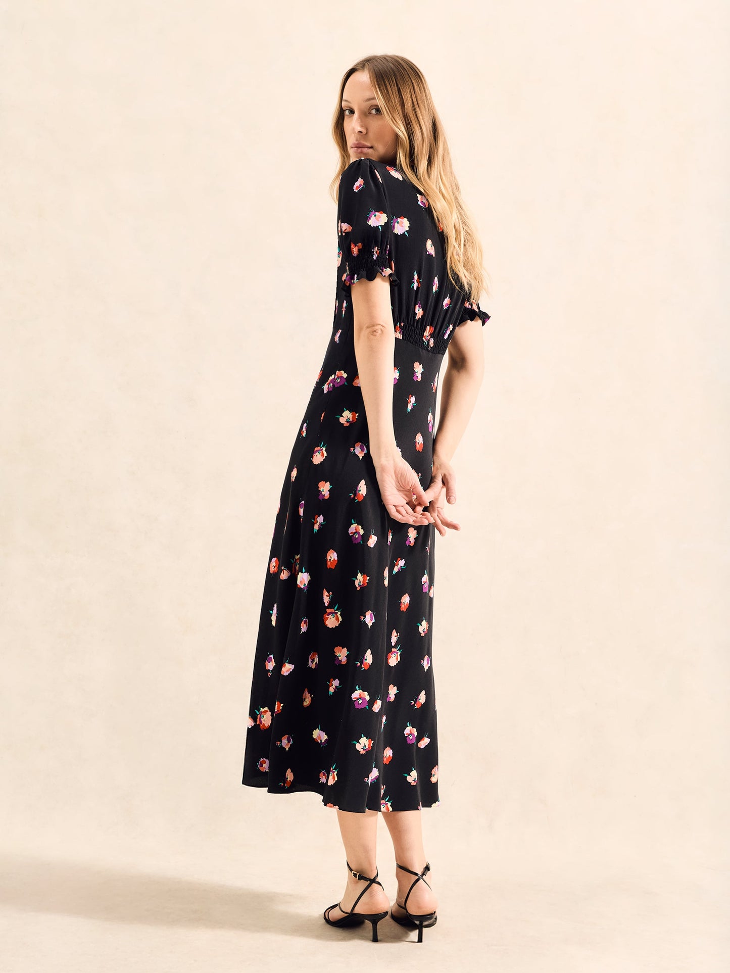 Multi Pansy Print Shirred Cuff Midi Dress